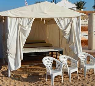 Massagezelt an der Surfstation