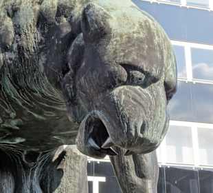 Eindrücke vom Bahkauvbrunnen