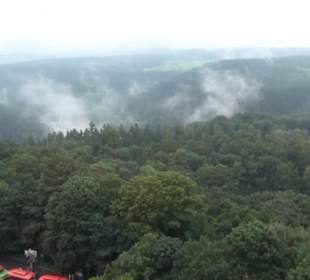 Entlang der Festungsmauer