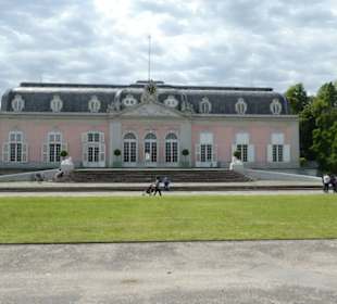 Hauptgebäude, Corps de Logis