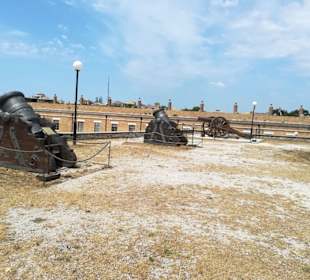 Kanonen neue Festung