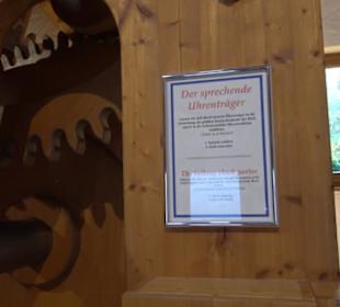 Weltgrößte Kuckucksuhr