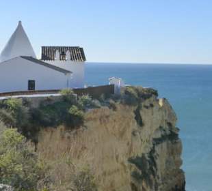 Blick zur Ermida da Nossa Senhora da Rocha
