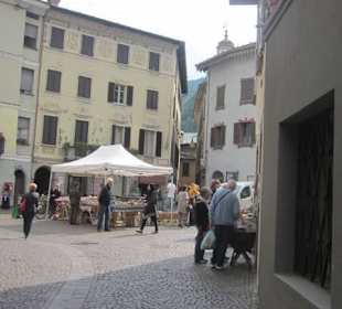 Wochenmarkt in Morbegno