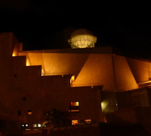 Auditorium Alfredo Kraus - Außenansicht bei Nacht