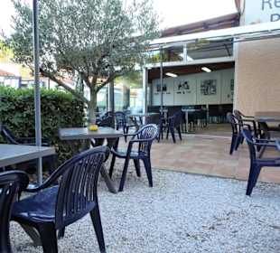 Terrassenplätze im Restaurant L'Ecureuil