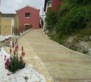 Im kleinen Bergdorf Chlomos