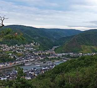 Auf dem Weg zum Aussichtspunkt Brauselay