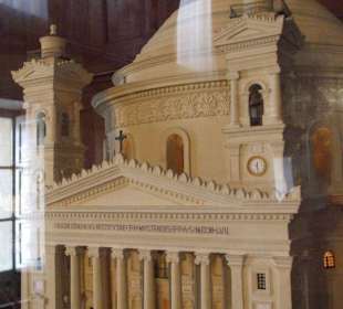 Modell der Kirche in der Sakristei