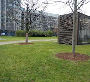 Rothschildpark, Westend