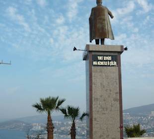 Atatürk-Blick auf die Stadt