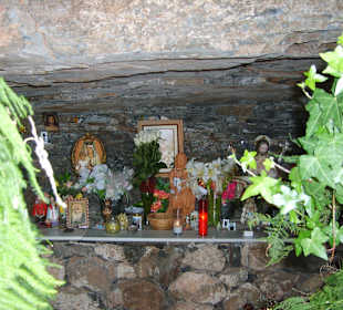 Höhlenkapelle, Cardon.