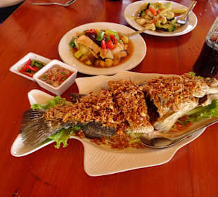 Mittagessen Restaurant am Fluß