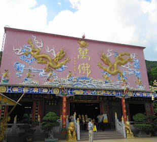 Buddha-Tempelimpression auf dem Gipfel