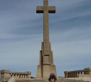 Das beeidruckende Steinkreuz