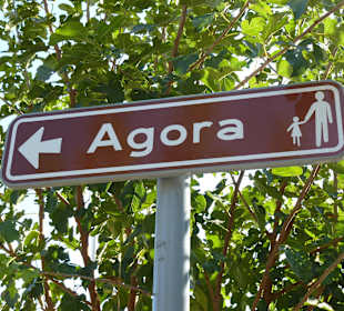 Wegweiser zum Eingang