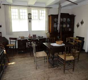 Der Rundgang durch den Wohnraum des Bauerns