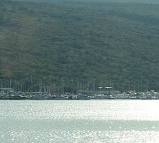 Yachthafen in der Bucht von Punta