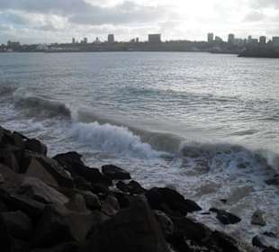 Die Stadt vom Hafen aus