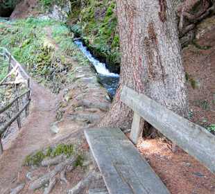 Romantischer Waalweg Richtung Schluderns
