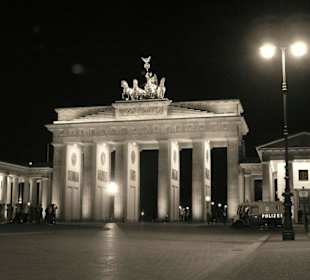 Das Brandenburger Tor ..