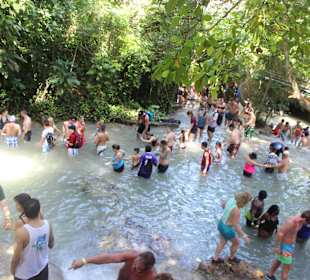 Dunn's River Falls - tausende Menschen