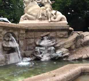 Wittelsbacher Brunnen München