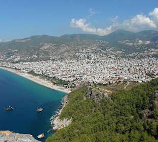 Blick von Burg zum Kleopatrastrand