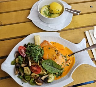 Gegrillter Lachs
