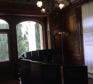 Heimatschutzzentrum in der Villa Patumbah