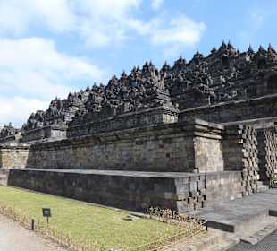 Seitenansich Borobudur