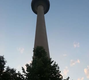Nahegelegener Okmypiaturm