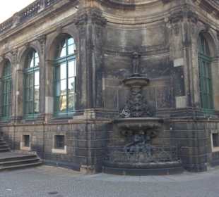 Altstadt Zwinger Deutscher Pavillon