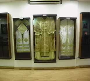 Roben des Erzbischoffs