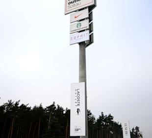 Pylon am Parkplatz