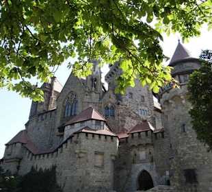 Blick auf Burg Kreuzenstein