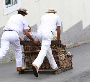 Korbschlittenfahrt Monte