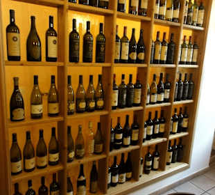 Weinregal als "Blickfang"