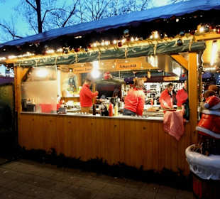 Spaziergang über den Märchenweihnachtsmarkt