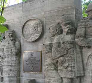 Beim Ostermannbrunnen am Ostermannplatz in Köln