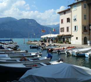 Hafen von Brenzone