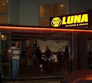 Luna Bar