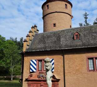 Außenansicht des Wasserschlosses Mespelbrunn