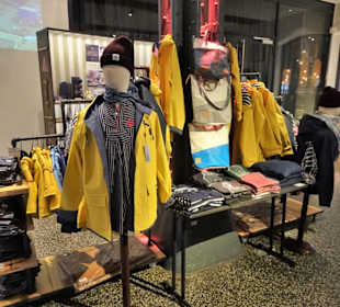 Im Museumsshop des IMM