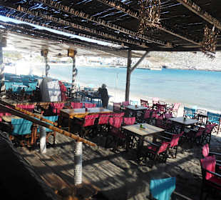 Blick von der Taverne Anna aufs Meer