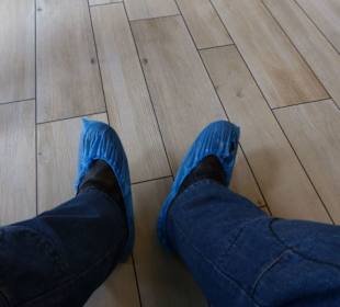 Schuhüberzieher sind Pflicht