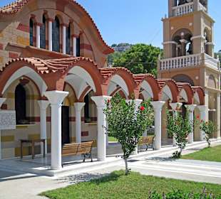 Lardos - Kirche