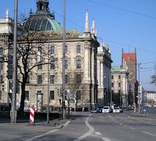 Justizpalast