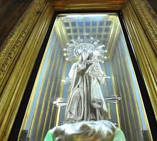 Statue der "Nostra Senyora de Cura" 