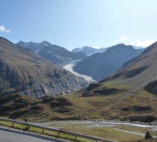 Blick auf den Kanauer Gletscher